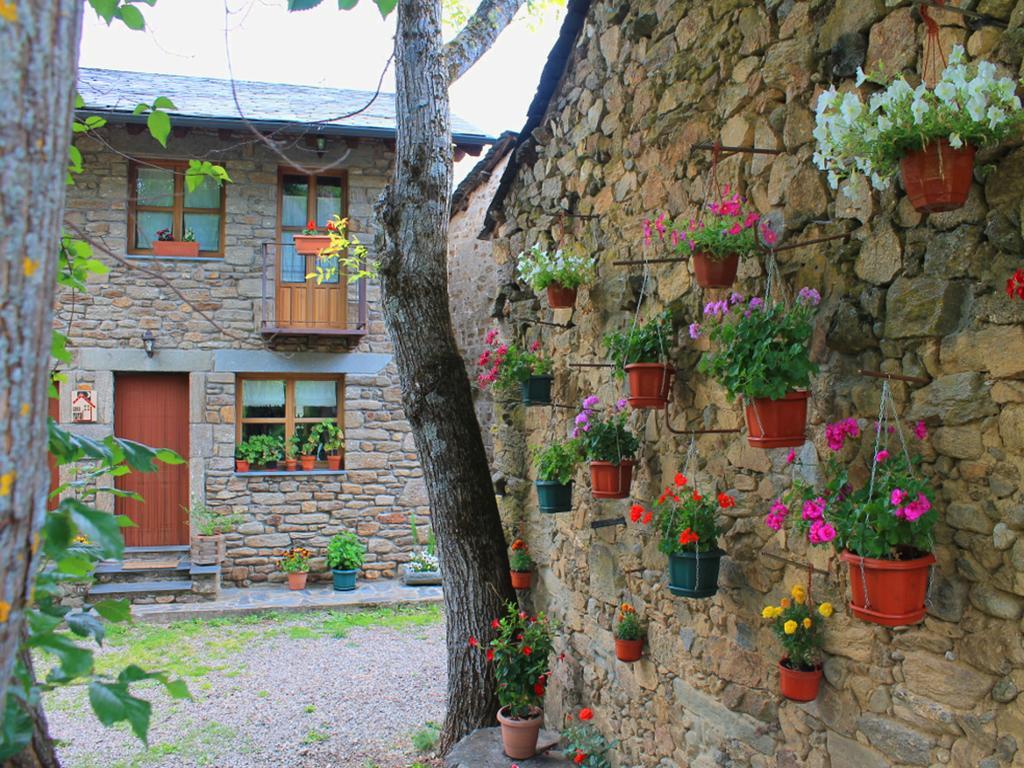 Casa Rural El Trubio Vigo de Sanabria Exteriör bild