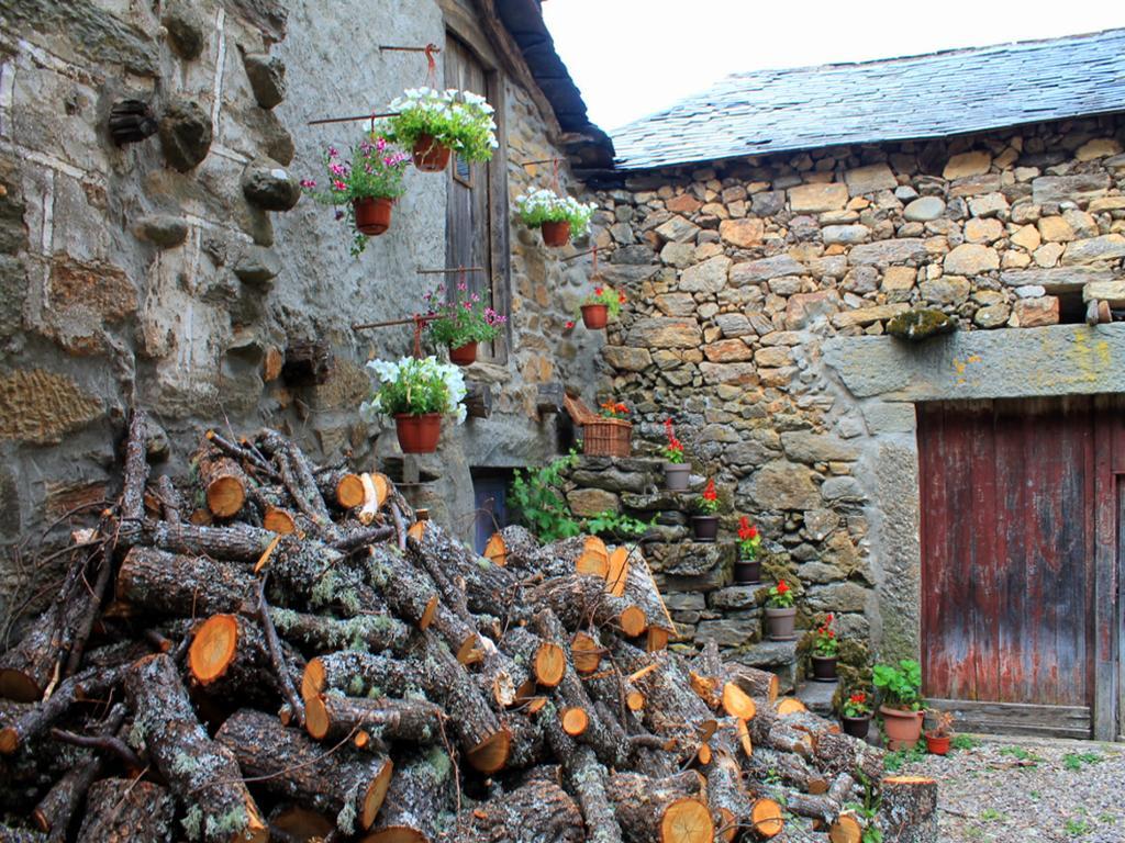Casa Rural El Trubio Vigo de Sanabria Exteriör bild